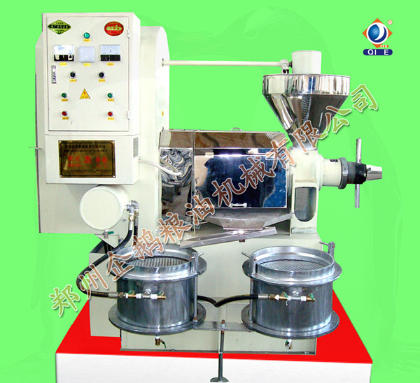 企鵝榨油機(jī)設(shè)備開(kāi)機(jī)準(zhǔn)備(圖1)